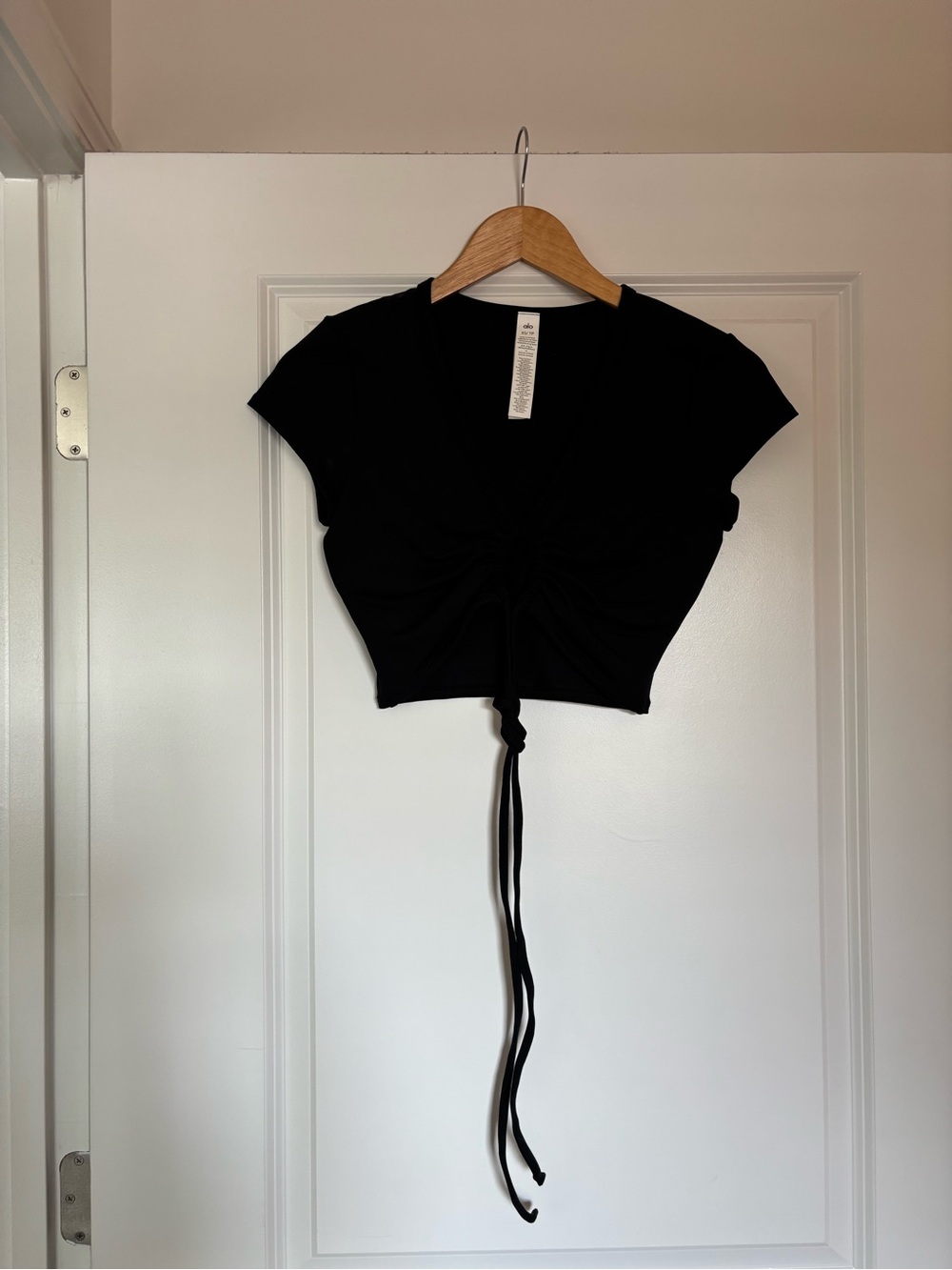 ALO Black Criss Crossed Top — NEVER BEEN WORN